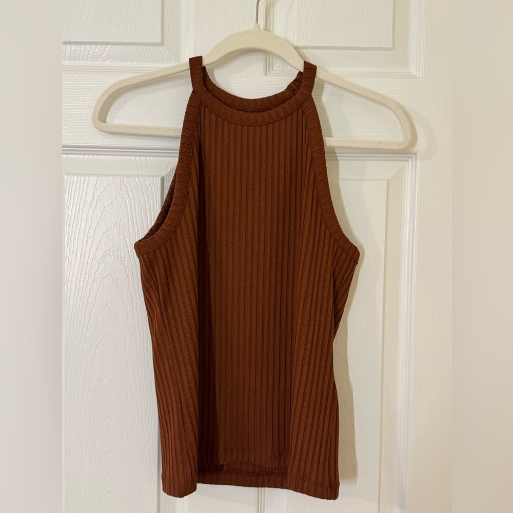 Madewell Ribbed Cutaway Crewneck Tank in Stained Mahogany